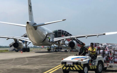 Bomb threat diverts plane of hajj pilgrims in Indonesia, second in days
